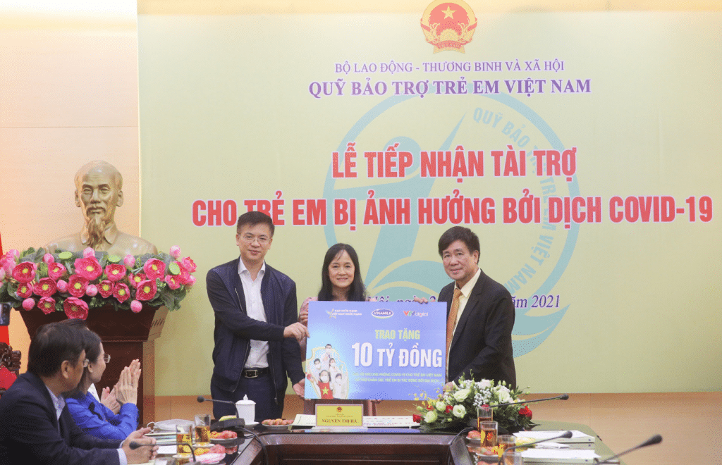 20 cách quảng cáo sản phẩm online và truyền thống hiệu quả nhất 26 Vinamilk hỗ trợ và góp 1 triệu ly sữa cho trẻ em bị ảnh hưởng tử đại dịch Covid-19