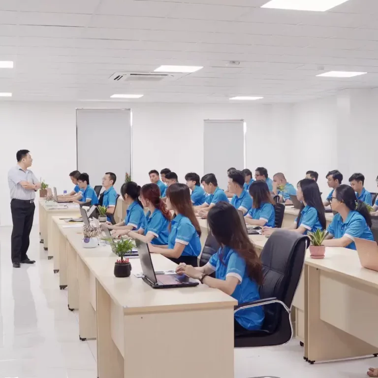 training nhân sự vietnix