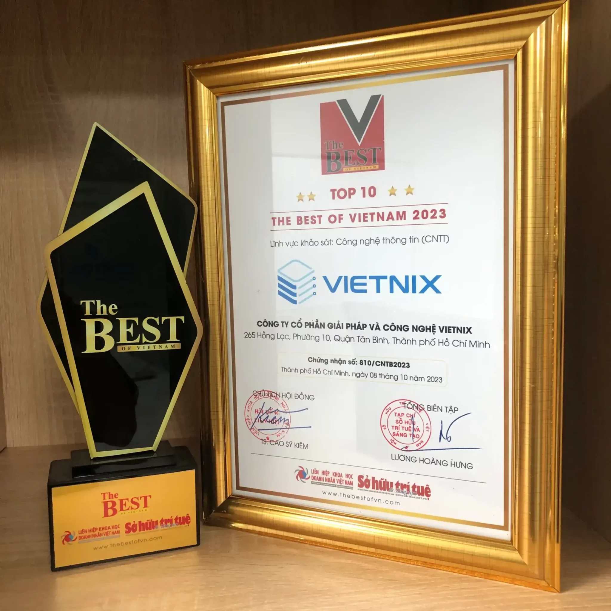 vietnix đạt danh hiệu the best thương hiệu năm 2023