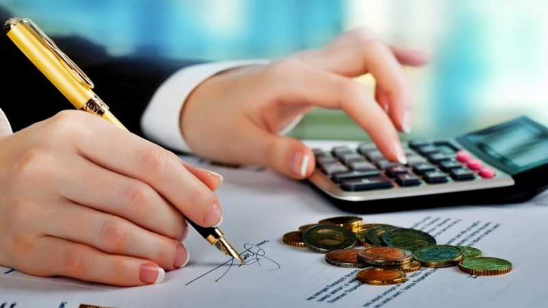 Nếu yếu tố chi phí thấp là ưu tiên hàng đầu, bạn nên cân nhắc tên miền .com hoặc tên miền .vn Nếu yếu tố chi phí thấp là ưu tiên hàng đầu, bạn nên cân nhắc tên miền .com hoặc tên miền .vn