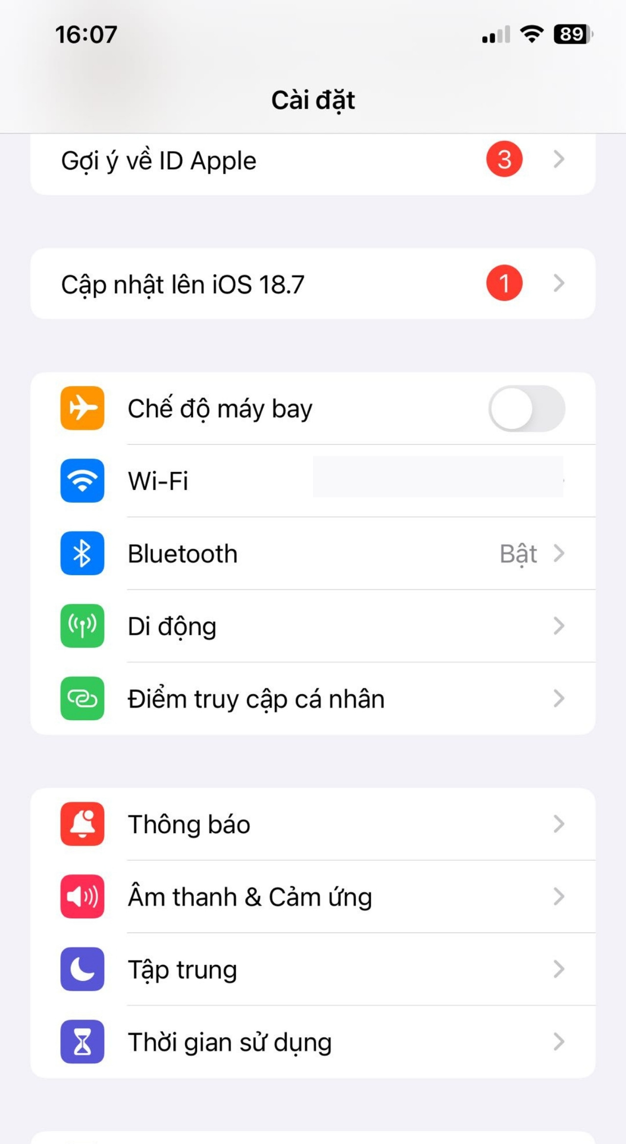 Public DNS là gì? Lợi ích, vai trò và hướng dẫn cấu hình chi tiết A-Z 57  Bạn cần lựa chọn mạng Wi-Fi đang kết nối và vào phần tùy chỉnh mạng