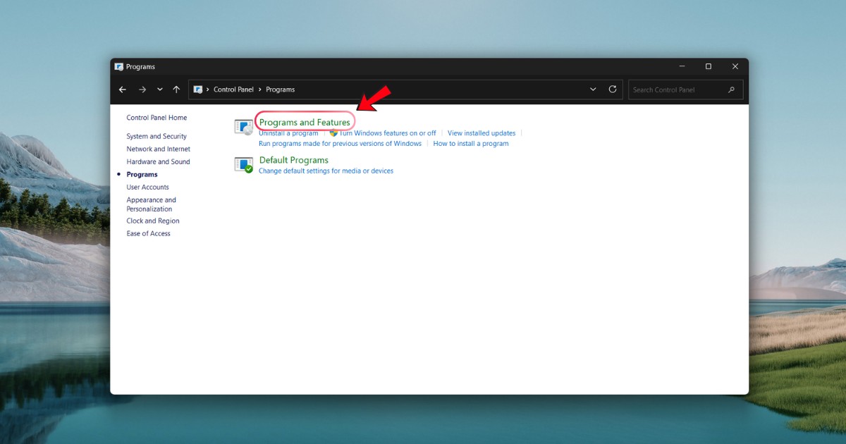 Hướng dẫn 8 cách sửa lỗi msvcr100.dll trên máy tính nhanh chóng và hiệu quả 34 Vào Control Panel tìm và chọn Programs and Features