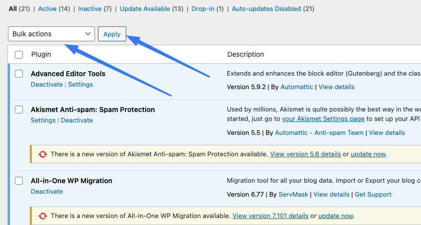 Chọn Bulk actions cho tất cả các plugin đang hoạt động