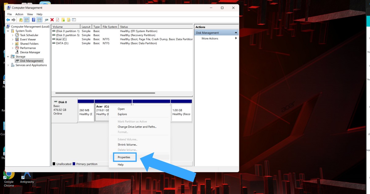 Bạn nhấn chuột phải vào ổ đĩa cần xem, chọn Properties.