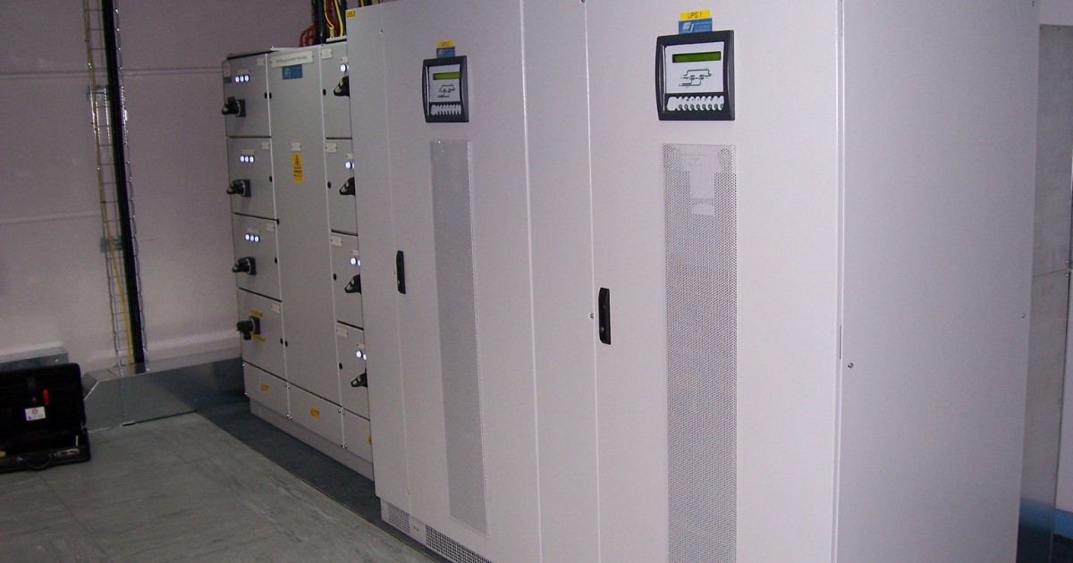 UPS là một thành phần không thể thiếu trong fault tolerant system